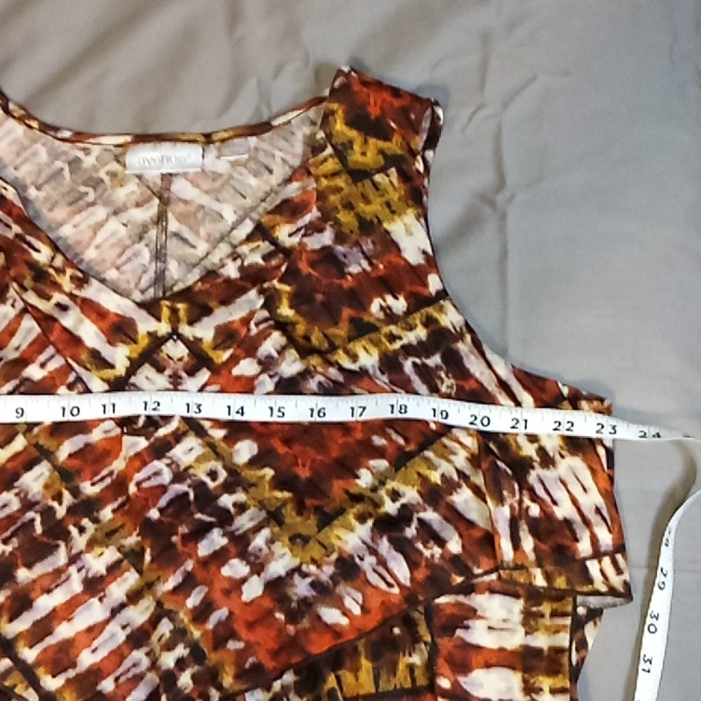 Elegant Multicolor Patterned Ruffled Front Tank Top Size 18/20 - Picture 9 of 12